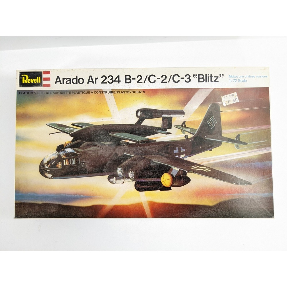 Arado Ar 234 B-2/C-2/C-3 Blitz 1/72 Revell Germany Model Kit H-162 vintage 1977
